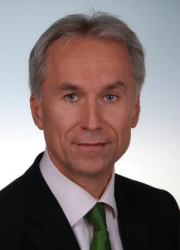 Dr. Gustav Oertzen